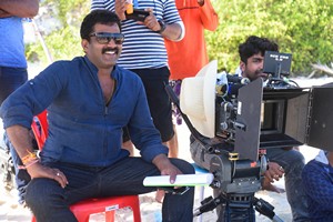 Chuttalabbayi New Working Photos